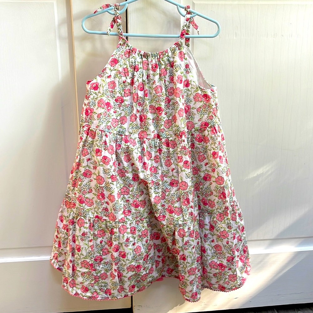 J&J flowy swing dress 🌺